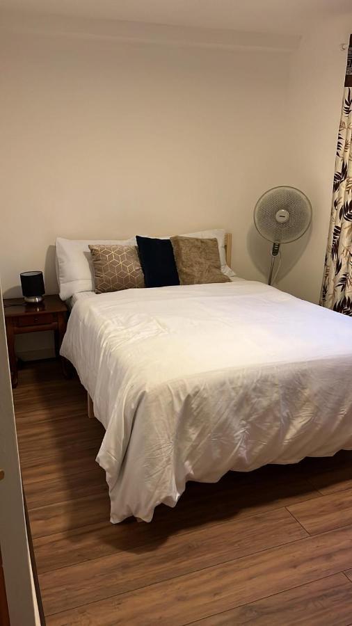 Smalinz Homes Finchley 런던 외부 사진
