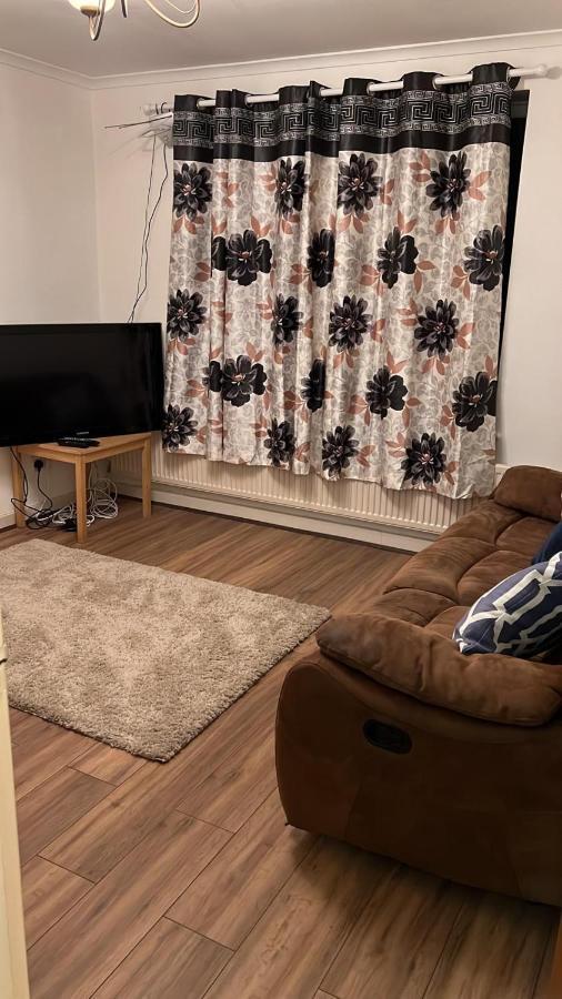 Smalinz Homes Finchley 런던 외부 사진