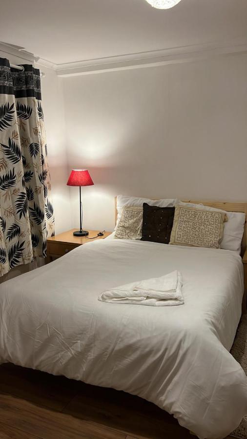 Smalinz Homes Finchley 런던 외부 사진