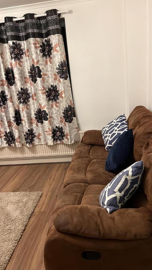 Smalinz Homes Finchley 런던 외부 사진