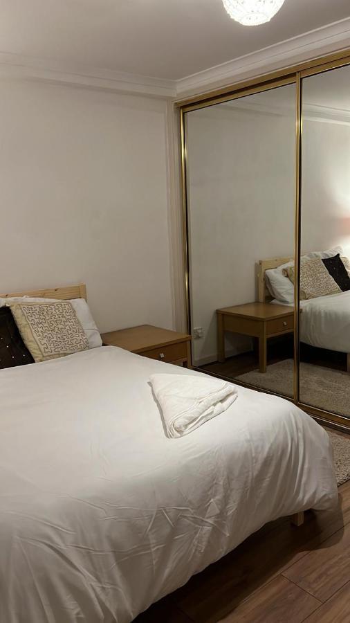 Smalinz Homes Finchley 런던 외부 사진